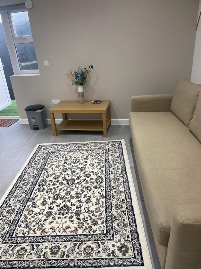 One Bedroom Apartment Goodmayes Ngoại thất bức ảnh